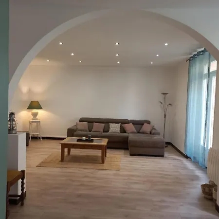 Superbe Appartement Proche Riviere Besseges Exterior photo